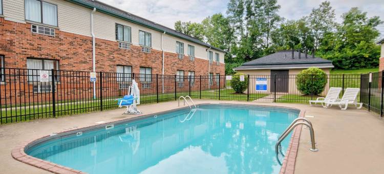 肯塔基乔治敦 - 莱星顿北 6 号汽车旅馆(Motel 6 Georgetown, KY - Lexington North)图片