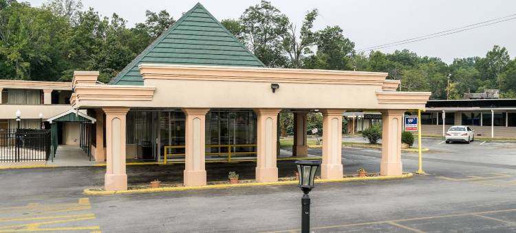 纽华克罗德威旅馆(Rodeway Inn University)图片