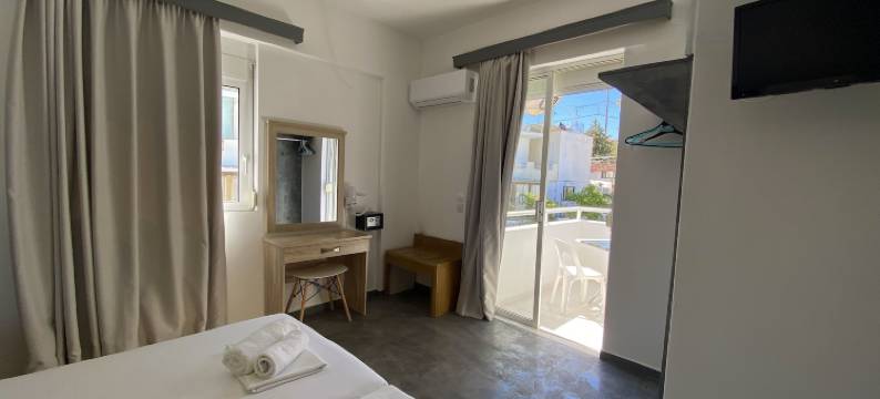 家庭别墅开放式公寓酒店(Family House Faliraki Studios Apartments)图片