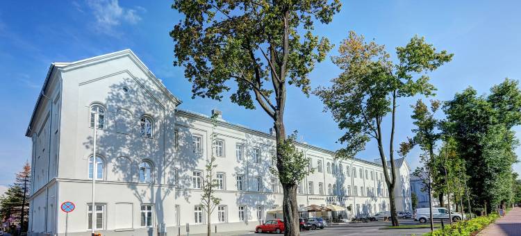 古拉卡尔瓦里亚科沙里ARCHE酒店(Arche Koszary Góra Kalwaria)图片