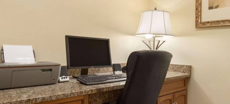 伊利诺伊莫林机场丽怡酒店(Country Inn & Suites by Radisson, Moline Airport, IL)图片
