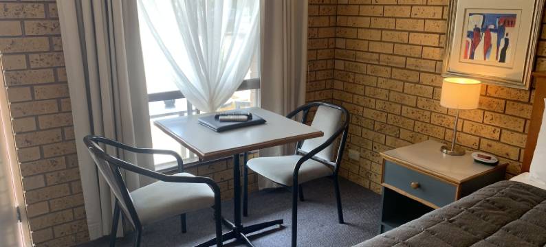 纳兰德拉纽厄尔汽车旅馆(Newell Motor Inn Narrandera)图片