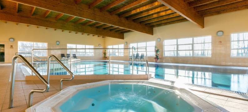 布林斯兹泰恩水疗休养酒店(Bursztyn Medical Spa & Wellness)图片