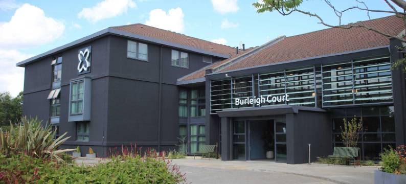 伯利苑休闲酒店(Burleigh Court Hotel and Leisure)图片