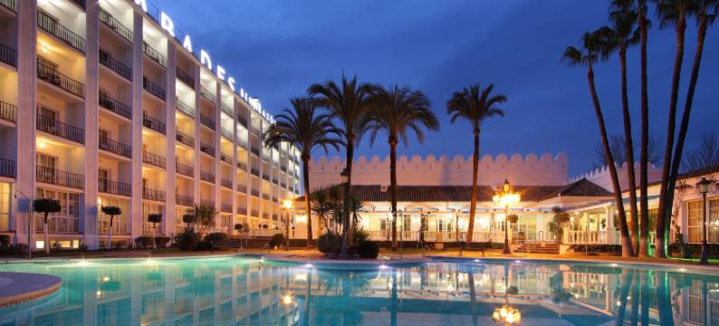 阿瓦德斯贝纳卡松酒店(Hotel Abades Benacazon)图片