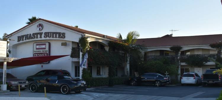 圣菲泉王朝套房(Dynasty Suites Santa Fe Springs)图片