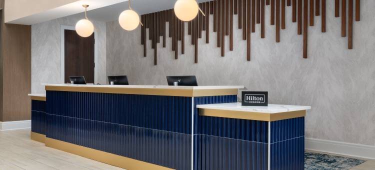 诺福克机场希尔顿逸林酒店(DoubleTree by Hilton Hotel Norfolk Airport)图片