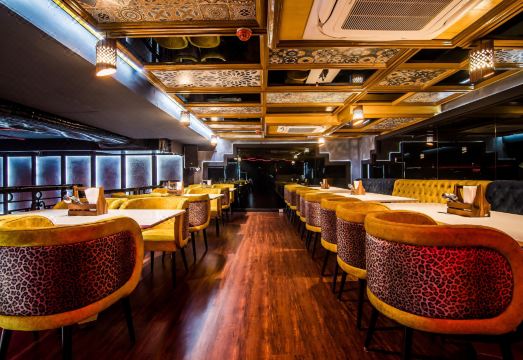 Golden Parkk HotelHotel Overview