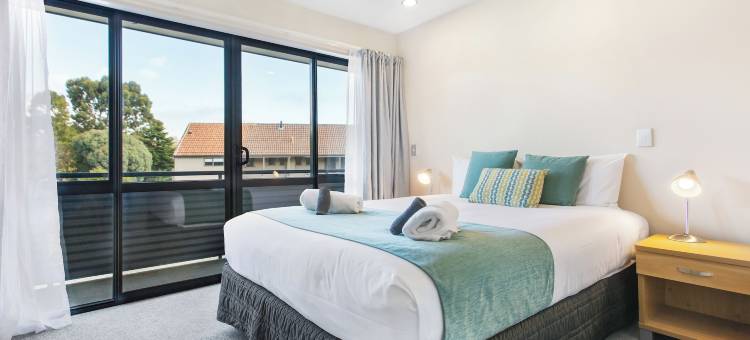 航道汽车旅馆和公寓(Fairway Motel & Apartments)图片