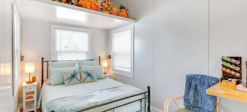 距大教堂洞穴8英里：微型隐居处(8 Mi to Cathedral Caverns: Tiny Home Hideaway)图片