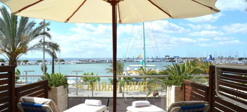 布瑞滨海旅馆(Hostal Brisa Marina)图片