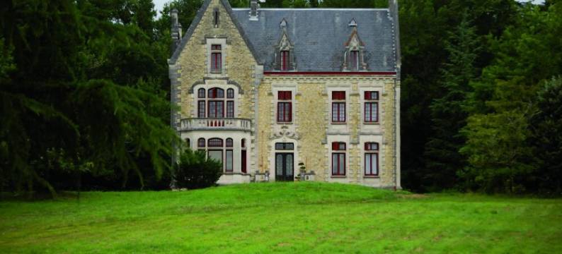 图伊利乐酒店(Château la Thuilière)图片