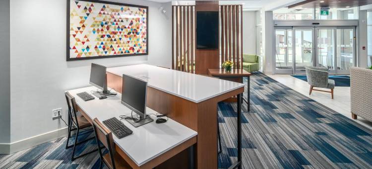 布兰顿智选假日套房酒店(Holiday Inn Express & Suites Brandon)图片