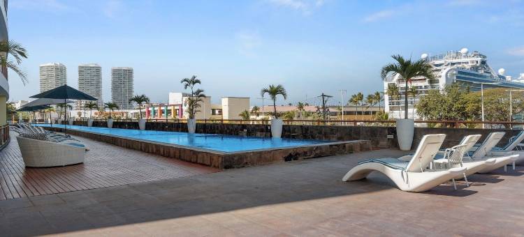 Monyxbnb的Deck12娱乐场和度假村(Deck12 Casino and Resort by Monyxbnb)图片