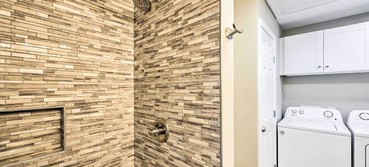 尤里卡泉区家园 w/ 阳台，烧烤炉！(Eureka Springs Area Home w/ Porch, Grill!)图片