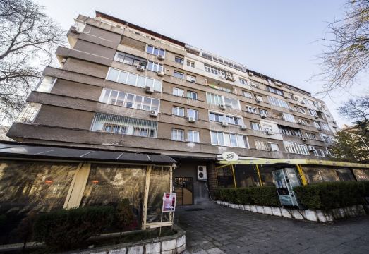 2 Bedrooms - Downtown Square - Relax to the Max Hotel Overview