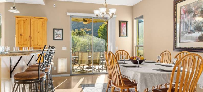 Fireside Nights | Golf & Hikes | Pet & RV Friendly图片