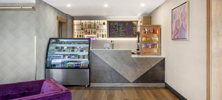 格兰苏贝斯特韦斯特优质套房酒店(Best Western Plus Grand-Sault Hotel  Suites)图片