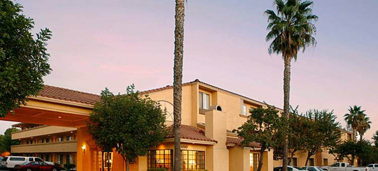 Holiday Inn Express 西米谷(Holiday Inn Express Simi Valley)图片