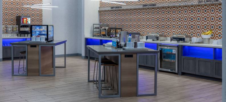 彭萨科拉机场医疗中心希尔顿特鲁酒店(Tru by Hilton Pensacola Airport Medical Center)图片