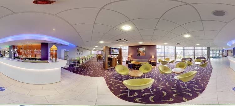 洲际智选假日酒店邓斯特布尔(Holiday Inn Express Dunstable, an IHG Hotel)图片