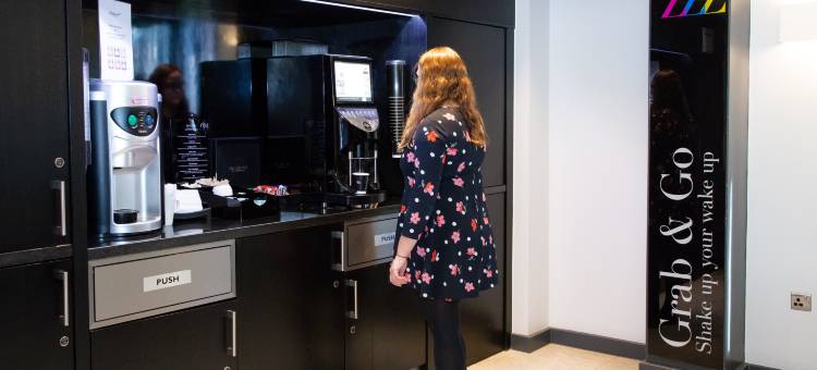 诺丁汉润姆斯公寓式旅馆(Roomzzz Nottingham City)图片