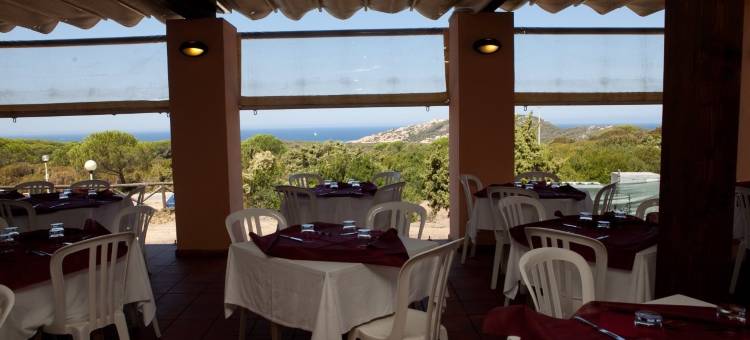 埃塞加卢拉俱乐部海滩酒店(Club Esse Gallura)图片