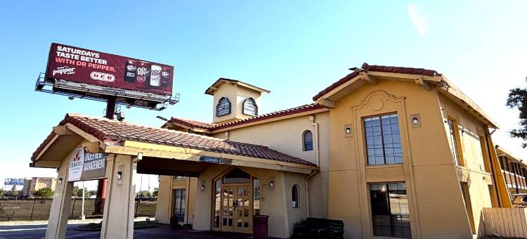 圣安东尼奥I-35瑞特曼路拉昆塔温德姆酒店(La Quinta Inn by Wyndham San Antonio I-35 N at Rittiman Rd)图片