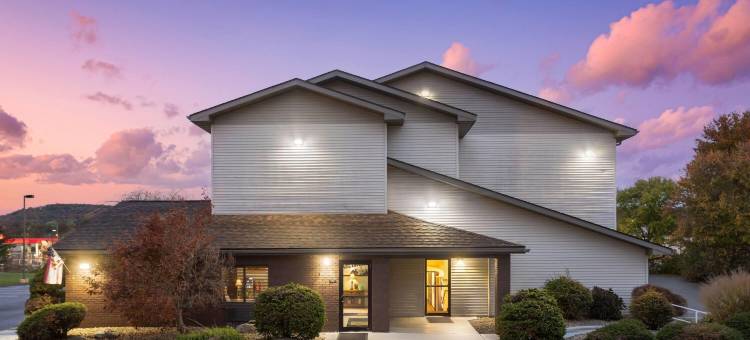 新斯坦顿速8酒店(Super 8 by Wyndham New Stanton)图片