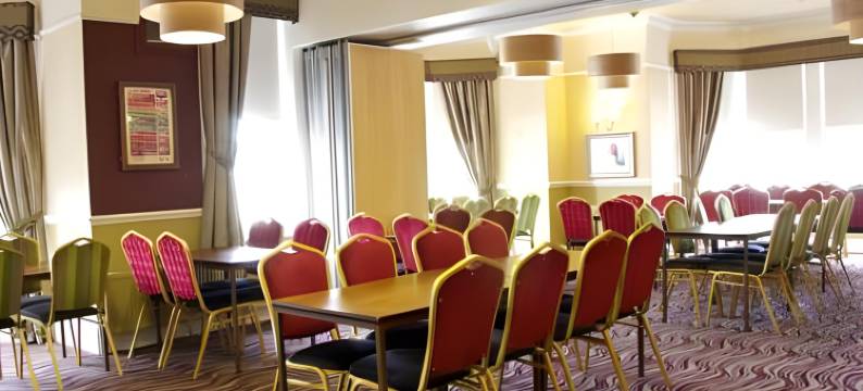 费恩赫斯特旅馆 - 格林国王旅馆(The Fernhurst by Greene King Inns)图片