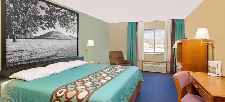 马克姆速8酒店(Super 8 by Wyndham Macomb)图片