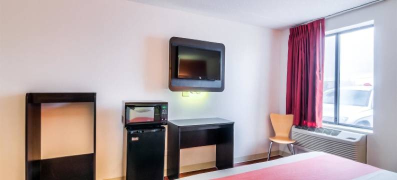 兰辛南芝加哥6号汽车旅馆(Motel 6 Lansing, IL - Chicago South)图片