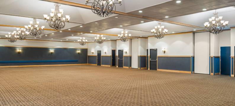 斯特恩惠勒, 璀蔓温德姆酒店及会议中心(Sternwheeler Hotel & Conference Centre, Trademark by Wyndham)图片