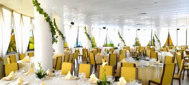 国际酒店及套房(International Hotel & Suite)图片