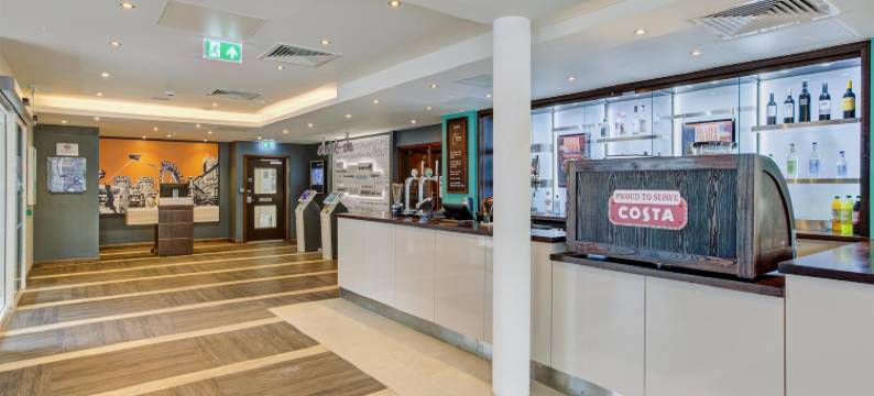 普瑞米尔海沃斯希思酒店(Premier Inn Haywards Heath)图片