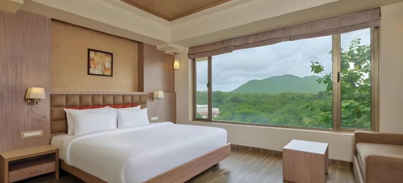 萨罗瓦尔珀尔提科酒店(Sarovar Portico Sasangir)图片