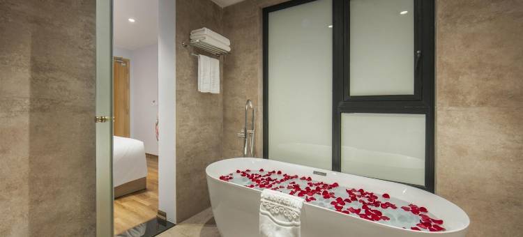 太阳高级酒店和水疗中心(Solar Premium Hotel & Spa)图片