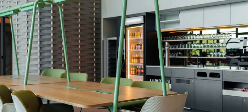 茧特蕾西恩维泽(Cocoon Theresienwiese)图片