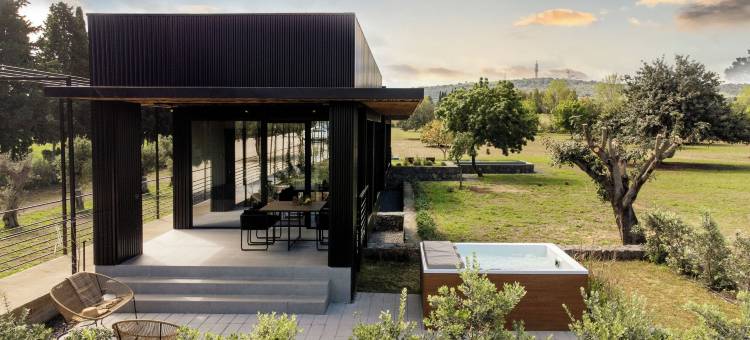 Scorzamara乡村小屋(Scorzamara Country Lodges - Retreats with Private Pool or Jacuzzi)图片