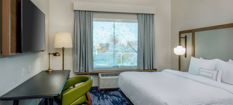 麦克弗森万枫酒店及套房(Fairfield Inn & Suites McPherson)图片