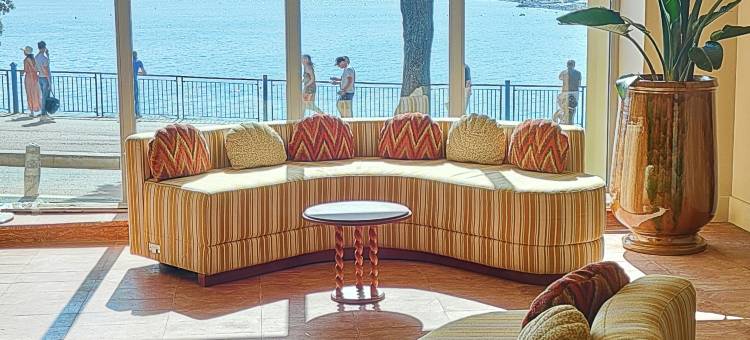 拉彼鲁兹酒店(Hôtel la Pérouse Nice Baie des Anges)图片