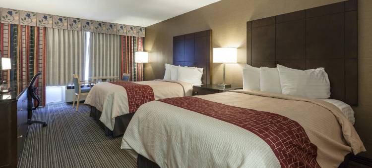 迪卡尔布红顶套房酒店(Red Roof Inn & Suites DeKalb)图片