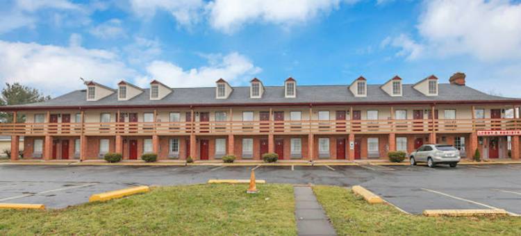 尤里克斯维尔红顶酒店(Red Roof Inn Uhrichsville)图片