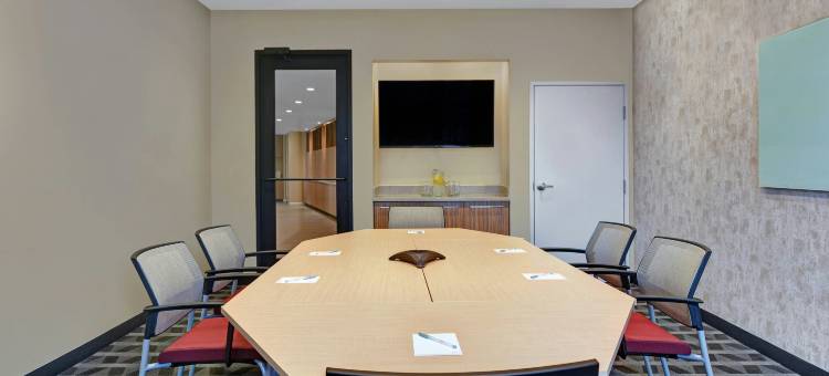 万豪印第安纳波利斯Downtown 的 TownePlace Suites(TownePlace Suites Indianapolis Downtown)图片