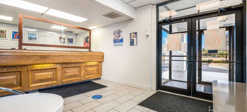 南卡罗莱纳佛罗伦萨 6 号汽车旅馆(Motel 6 Florence, SC)图片