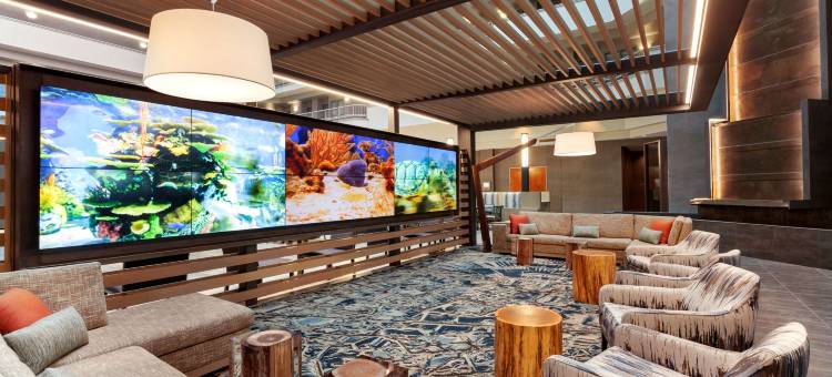 蒙特雷湾海滨希尔顿大使套房酒店(Embassy Suites by Hilton Monterey Bay Seaside)图片