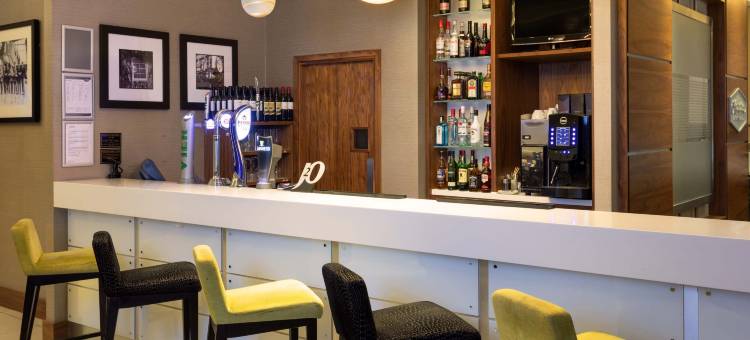 伦敦克罗伊登希尔顿欢朋酒店(Hampton by Hilton London Croydon)图片