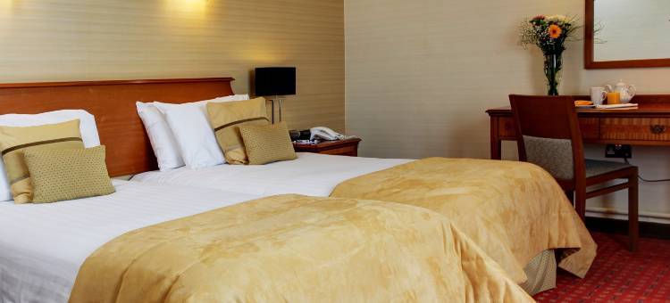 伯内特阿姆斯贝斯特韦斯特酒店(Best Western Aberavon Beach Hotel)图片