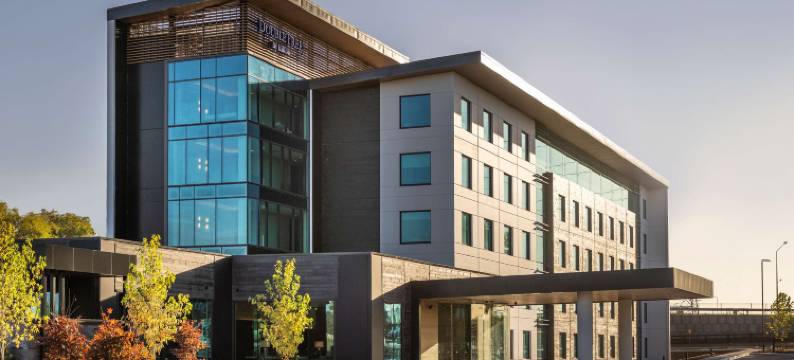 希尔顿逸林奥克兰卡拉卡双树酒店(DoubleTree by Hilton Auckland Karaka)图片