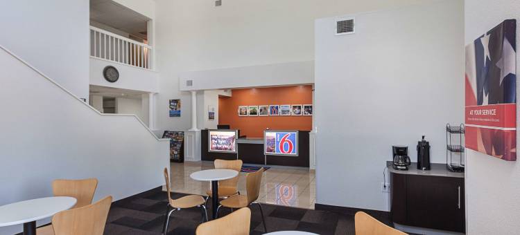 德克萨斯贝德福德 - 沃思堡 6 号汽车旅馆(Motel 6 Bedford, TX - Fort Worth)图片